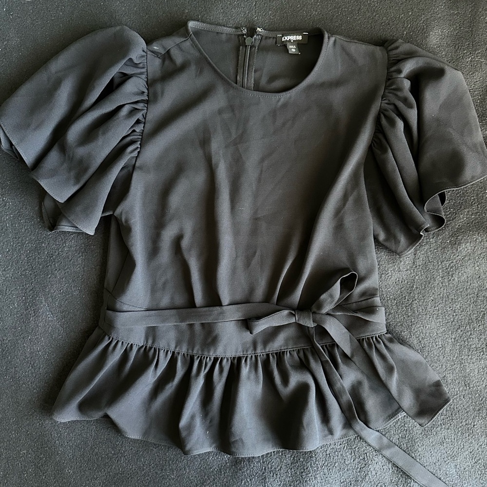 Women's Black Puff Sleeve Top